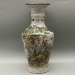 Antique-style Porcelain Decor For A Chinese Living Room