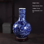 Blue-and-white Porcelain Antique-style Vase Home decor piece